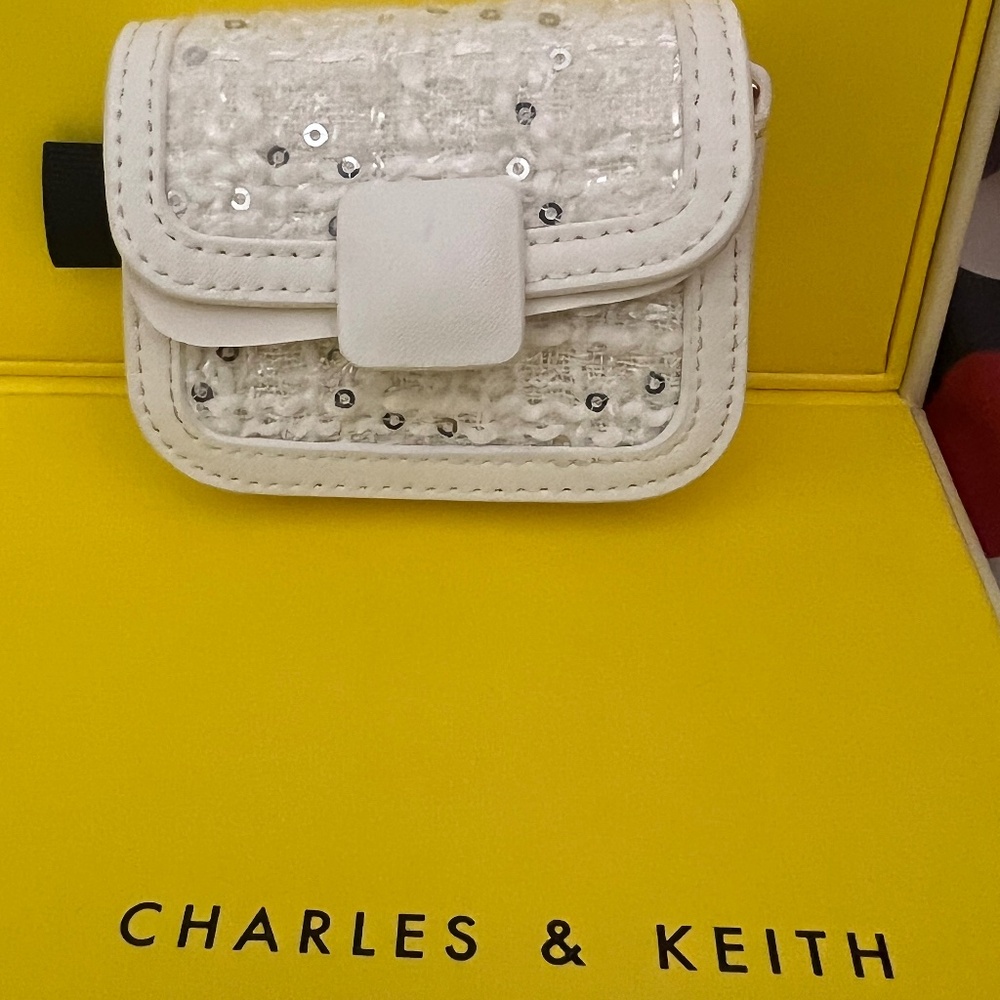 New without Tag Charles and Keith Micro White Bag
